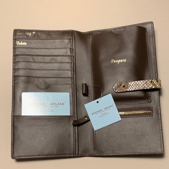 ANTONIO MELANI Brown Textured Leather Travel Wallet - Picture 8 of 12